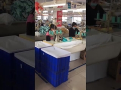 Les costumes de natation de filles d'été gainent longtemps des costumes de natation d'enfants pour le bikini d'enfants